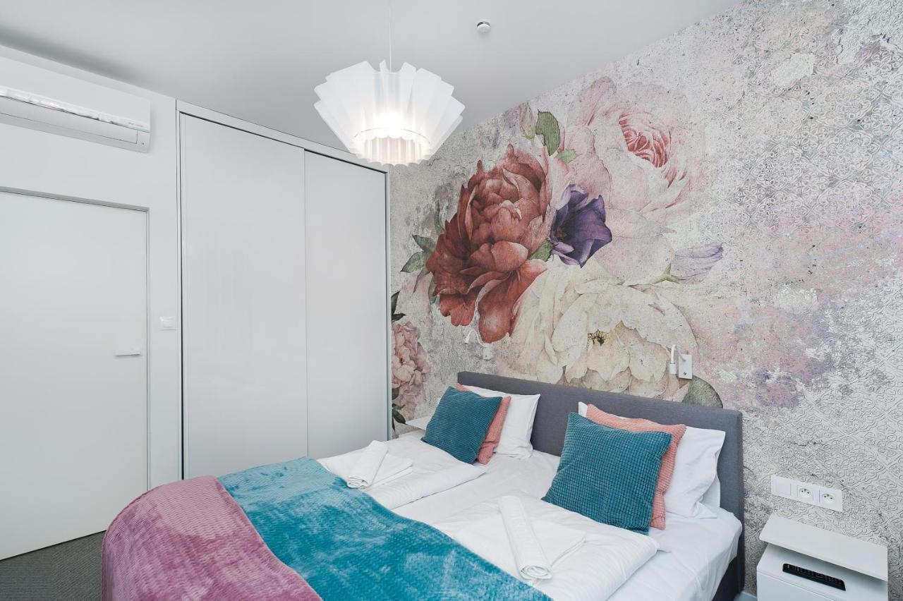 Premium In Novum City Center Near The Train Station By Sun & Snow Krakau Exterior foto